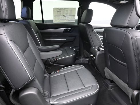 New 2025 Buick Enclave Preferred w/ LPO, Floor Liner Package image 9