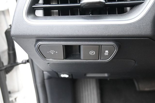 Used 2025 Kia K4 FWD image 18