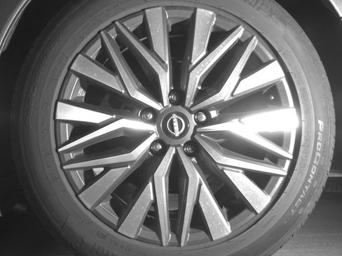 Used 2025 Nissan Altima 2.5 SV image 14