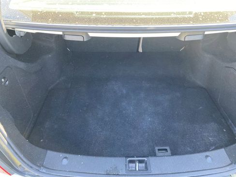 Used 2014 Mercedes-Benz C 250 Sedan image 16