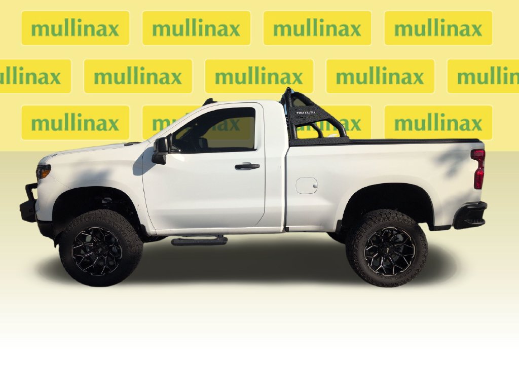 Used 2025 Chevrolet Silverado 1500 W/T w/ WT Value Package RWD image 9
