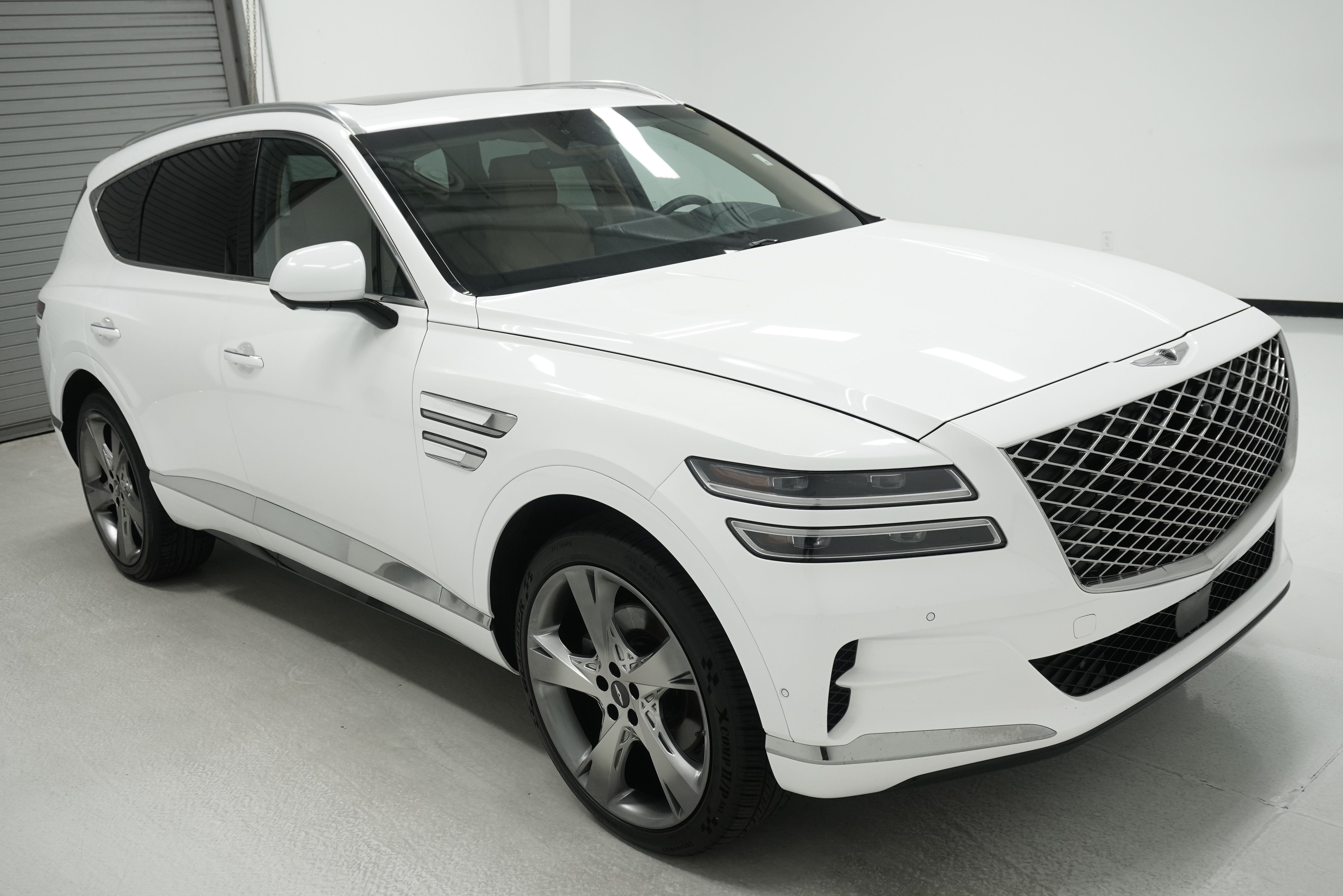Used 2021 Genesis GV80 2.5T w/ Prestige Package 04 AWD/4WD image 3