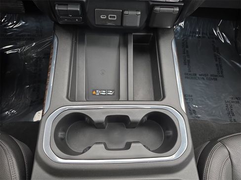 Used 2022 GMC Sierra 1500 Denali w/ Denali Premium Package image 22