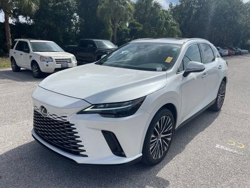 Used 2023 Lexus RX 350 Premium Plus w/ Cold Area Package FWD image 5