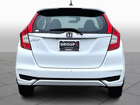 Used 2018 Honda Fit EX image 4