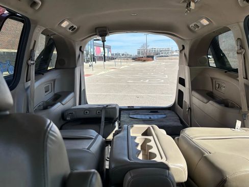 Used 2012 Honda Odyssey Touring Elite image 36