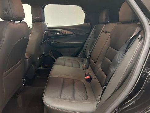 Used 2022 Chevrolet TrailBlazer RS w/ Technology Package image 22