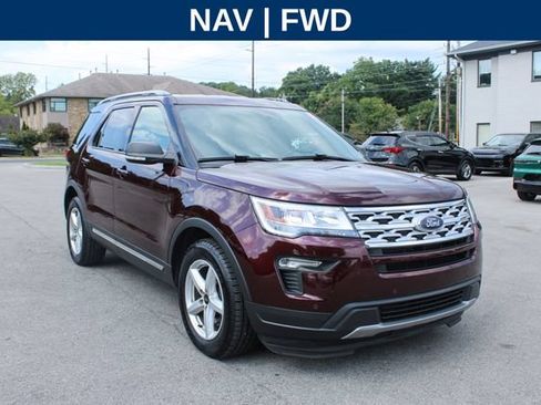 Used 2019 Ford Explorer XLT w/ Equipment Group 202A FWD image 2