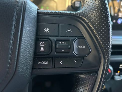 Certified 2025 Toyota Tacoma SR5 image 19