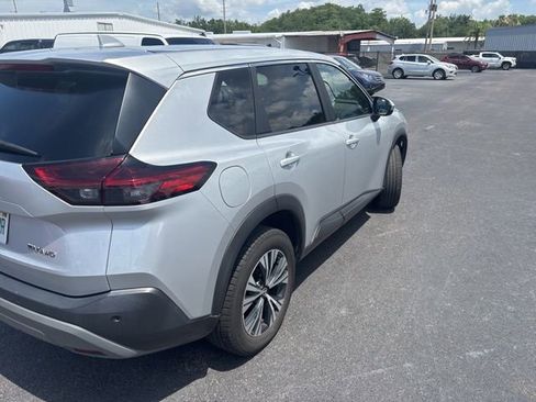 Used 2023 Nissan Rogue SV AWD/4WD image 6