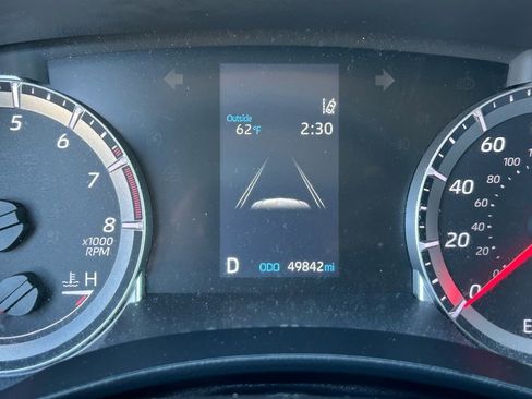 Used 2022 Toyota Highlander LE image 31