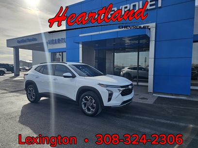 Used 2025 Chevrolet Trax LT w/ LT Convenience Package