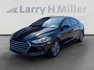 Used 2017 Hyundai Elantra SE video 1
