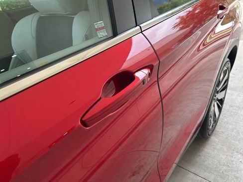 New 2025 Mitsubishi Outlander SE image 15