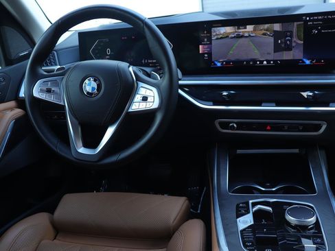 Used 2024 BMW X7 xDrive40i image 34