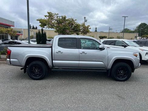 Certified 2020 Toyota Tacoma SR5 AWD/4WD image 6