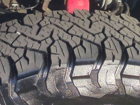 Used 2024 Chevrolet Silverado 2500 LTZ w/ LTZ Plus Package image 20