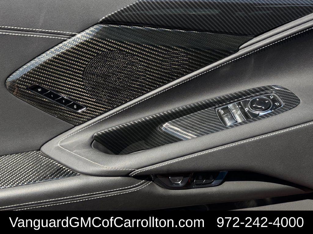 Used 2025 Chevrolet Corvette E-Ray w/ Stealth Interior Trim Package AWD/4WD image 31