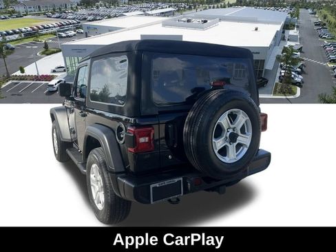 Certified 2018 Jeep Wrangler Sport AWD/4WD image 9