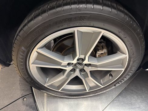 Used 2019 Audi Q5 2.0T Premium Plus image 37