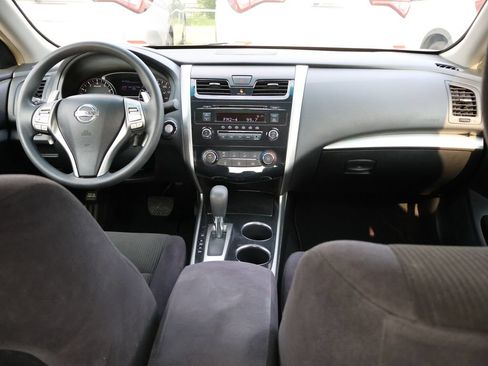 Used 2013 Nissan Altima 3.5 S FWD image 13