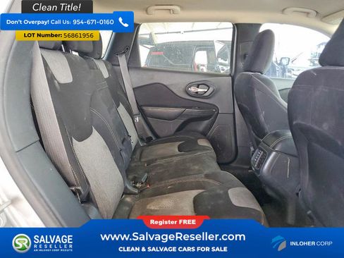 Used 2014 Jeep Cherokee Latitude FWD image 15