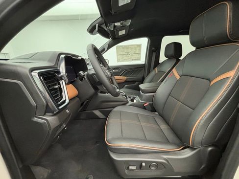 New 2026 GMC Canyon AT4 w/ Nightfall Essentials Package image 21