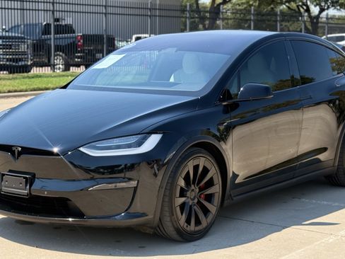 Used 2022 Tesla Model X Plaid AWD/4WD image 3