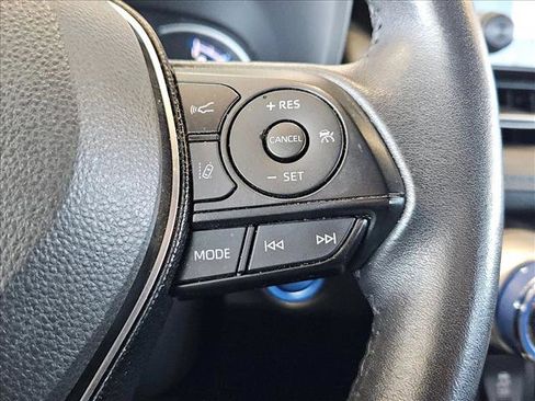 Used 2021 Toyota RAV4 XSE image 9