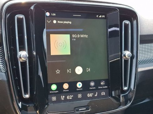 Used 2022 Volvo XC40 P8 Recharge Ultimate AWD/4WD image 26