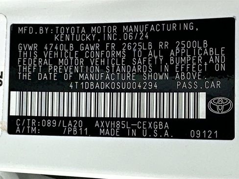 Used 2025 Toyota Camry XLE w/ Premium Package AWD/4WD image 31