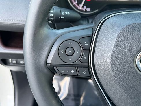Used 2019 Toyota RAV4 Limited w/ Advanced Technology Package AWD/4WD image 13