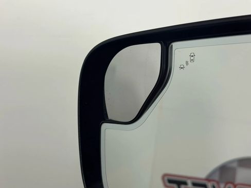 Used 2023 Nissan Titan Platinum Reserve w/ Moonroof Package image 37