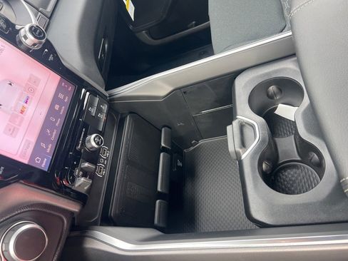 New 2025 RAM 1500 Big Horn image 19