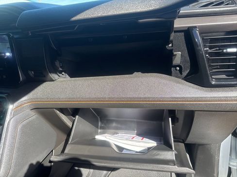 Used 2024 GMC Sierra 2500 AT4 w/ AT4 Premium Plus Package image 40