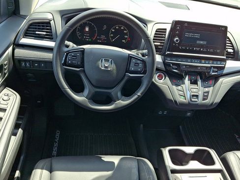Certified 2026 Honda Odyssey EX-L image 14