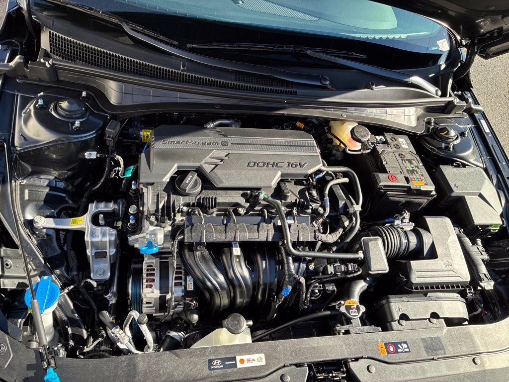 New 2026 Hyundai Elantra SEL Sport FWD image 9