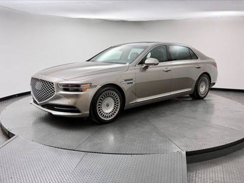 Used 2020 Genesis G90 5.0 Ultimate RWD image 3