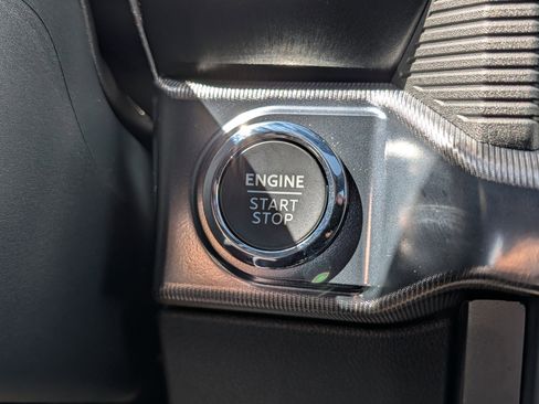 Used 2025 Ford F150 Raptor image 36