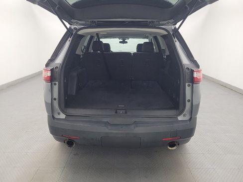 Used 2021 Chevrolet Traverse LS FWD image 29