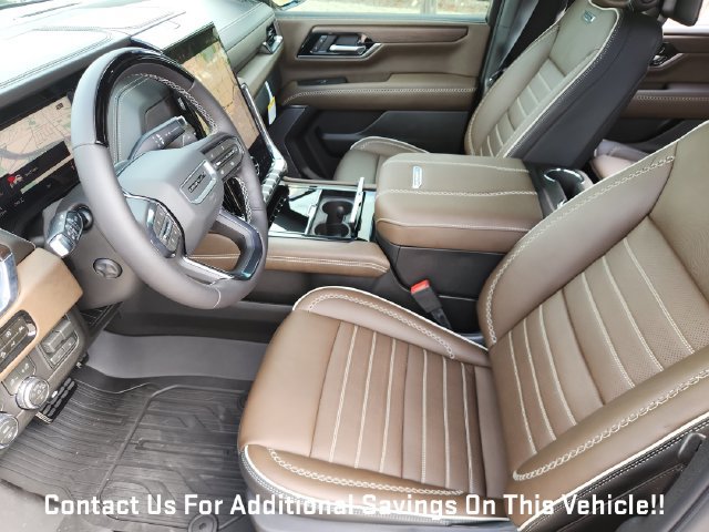 New 2027 GMC Yukon Denali Ultimate w/ LPO, Floor Liner Package AWD/4WD image 9