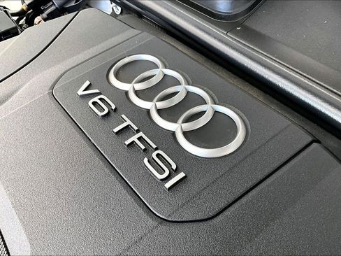 Used 2018 Audi Q7 3.0T Prestige w/ Prestige Package image 41