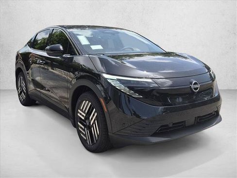 New 2026 Nissan Leaf SV+ w/ Floor Mat Package (SV+) FWD image 6