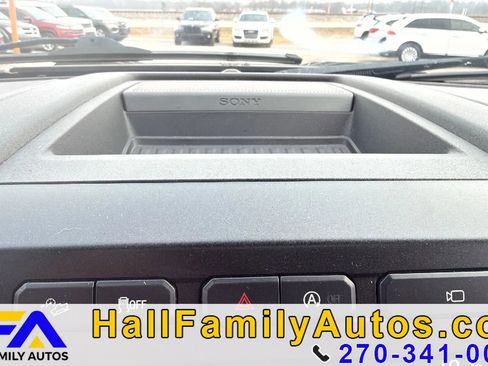 Used 2017 Ford F150 Raptor w/ Equipment Group 802A Luxury image 29