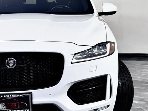 Used 2019 Jaguar F-PACE R-Sport image 7