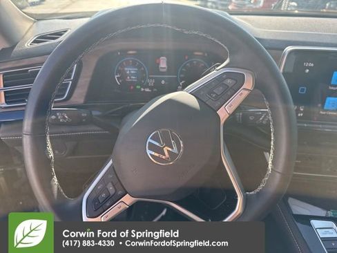 Used 2024 Volkswagen Atlas SE image 10