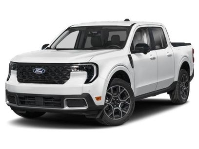 New 2025 Ford Maverick Lariat w/ Black Appearance Package