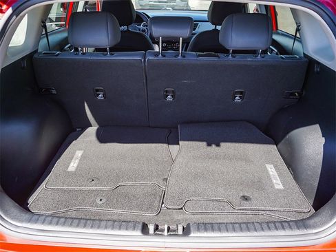 Used 2019 Kia Niro LX image 24