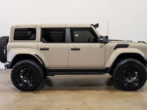 Used 2025 Ford Bronco Raptor AWD/4WD image 8