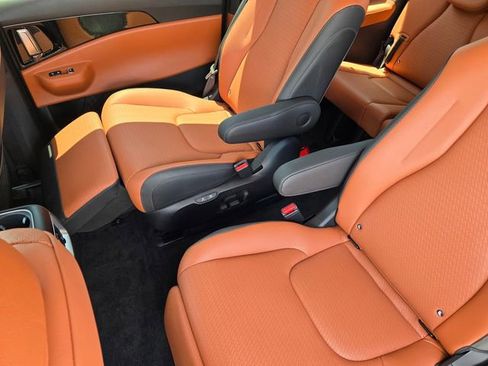 New 2026 Kia Carnival SX Prestige FWD image 20